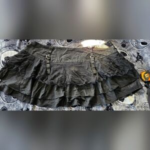 Hot Topic Black Ruffle Goth skirt